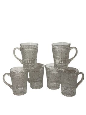 Mikasa Floral Trellis mugs
distinctive frosted flower pattern
6 Piece
Like NEW